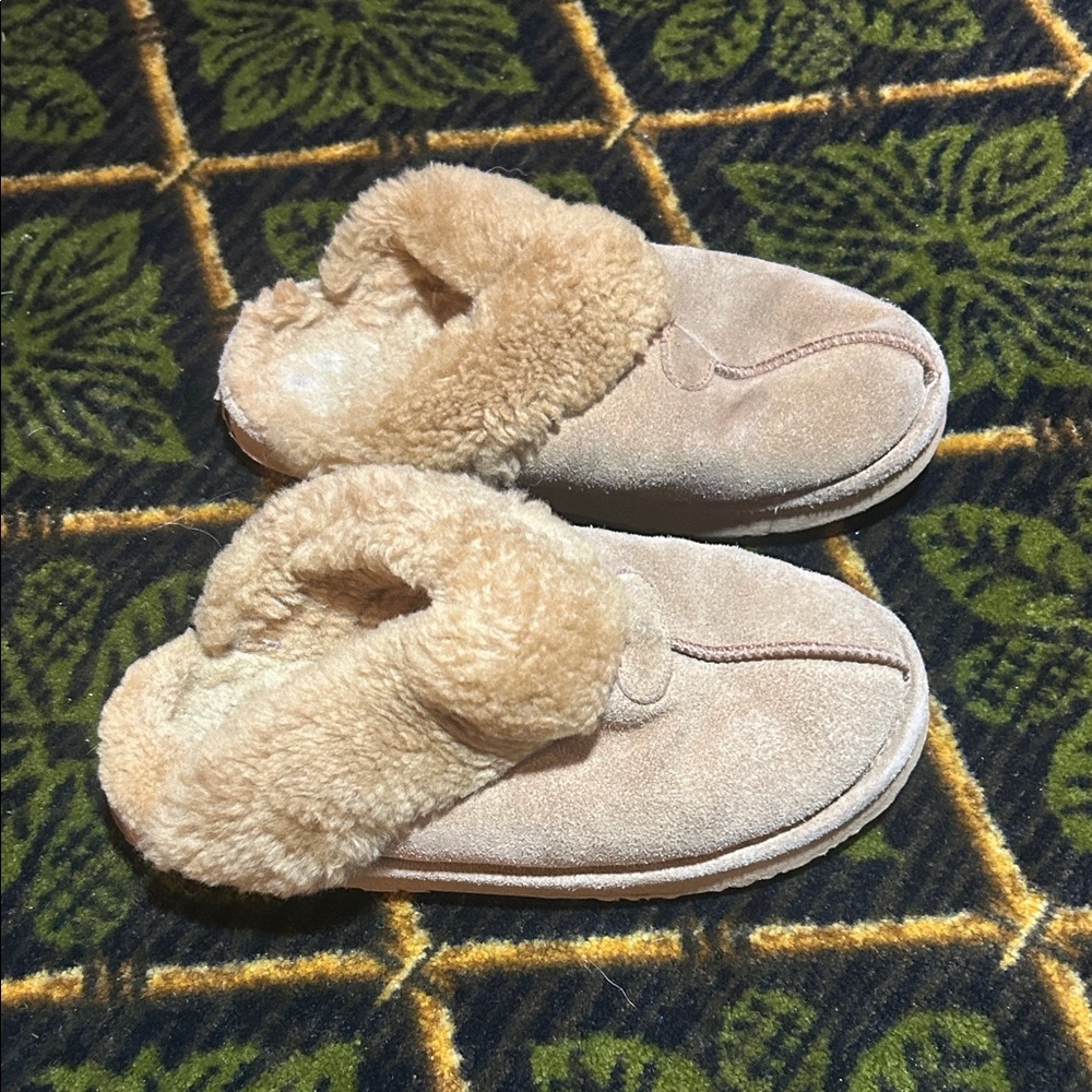 BearPaw Tan Slippers
